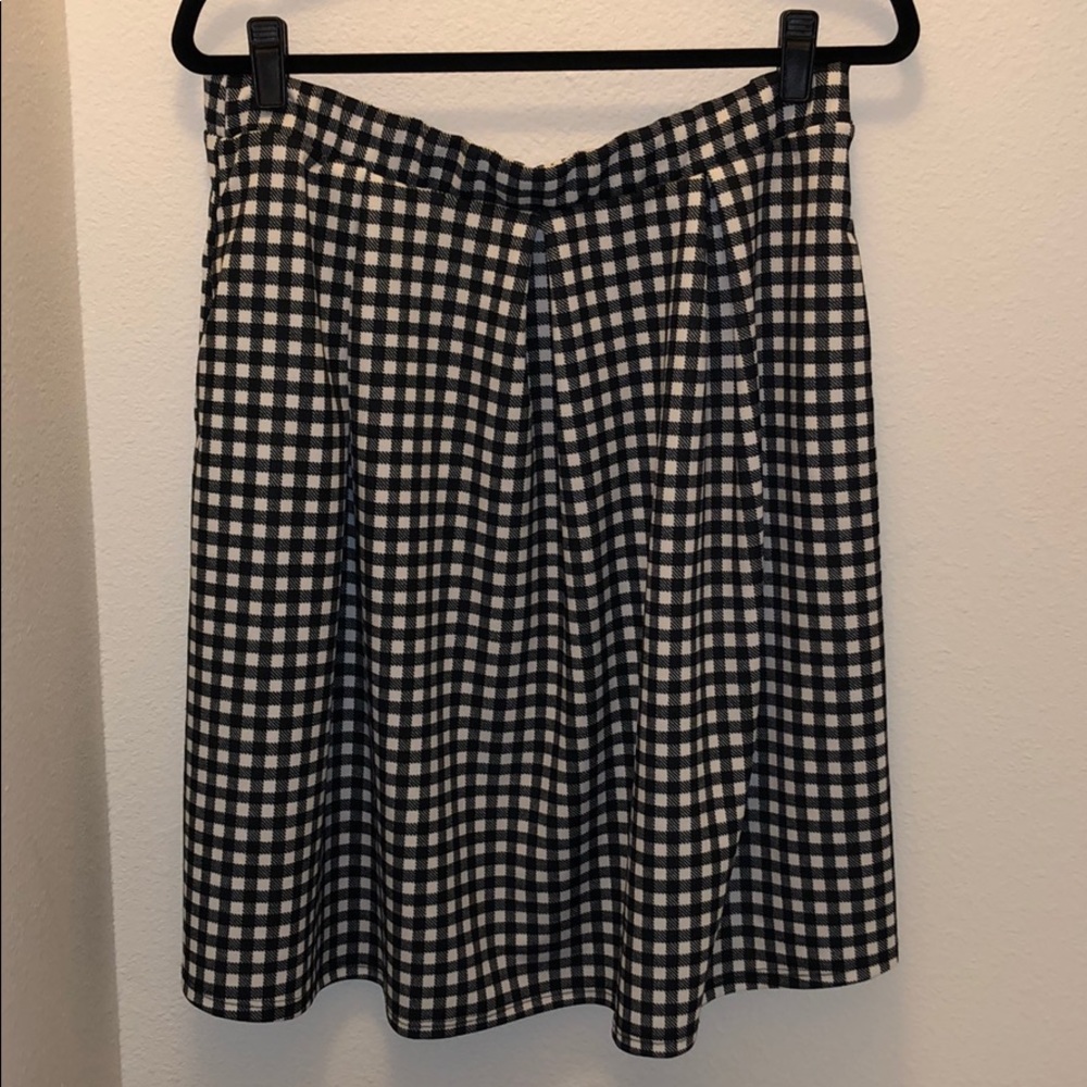 Gingham pocket skirt